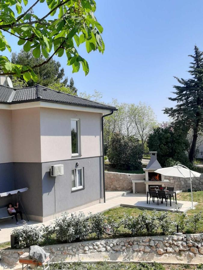 Apartment Natali Brseč Buitenkant foto