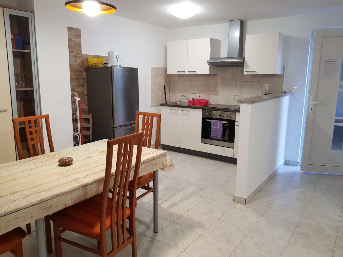 Apartment Natali Brseč Buitenkant foto