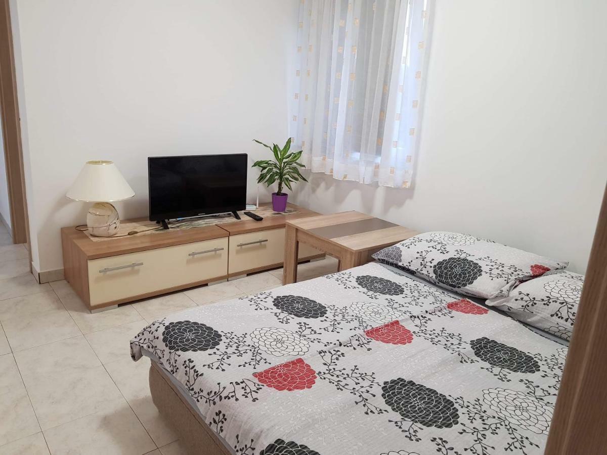 Apartment Natali Brseč Buitenkant foto